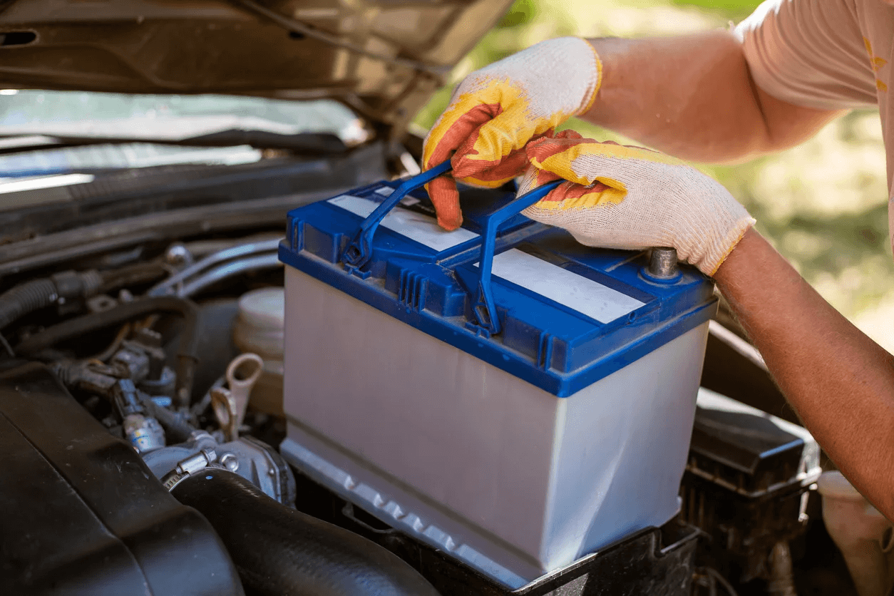 Range Rover Auxiliary Battery Replacement