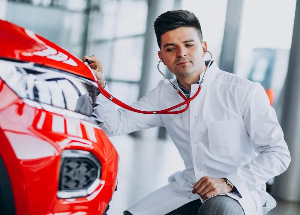 car technician in Dubai