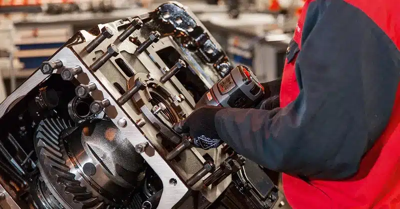 Range Rover Gear Box and Transmission Repair Abu Dhabi